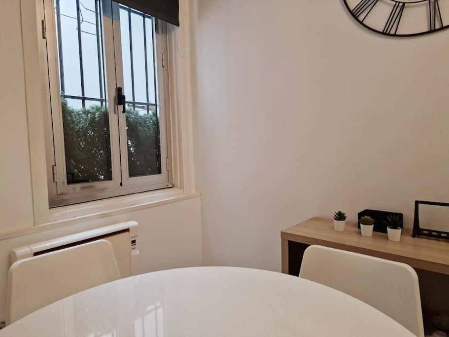 Appartamento Mediodia Chica Apartamento Tipo Loft En La Latina Madrid Esterno foto